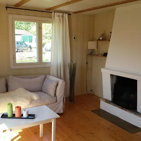 House By Mjosa, 4 Beds Ferienhaus